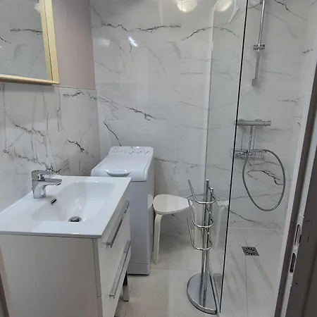 T1 Bis En Avec Parking A - Fr-1-555-76