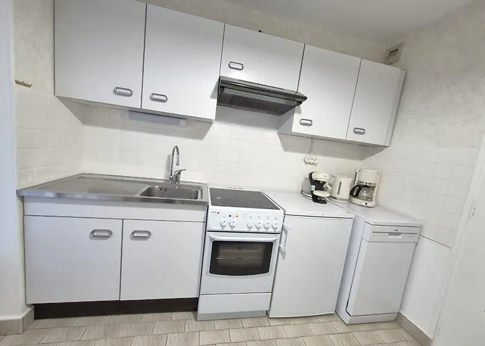 T1 Bis En Avec Parking A - Fr-1-555-76