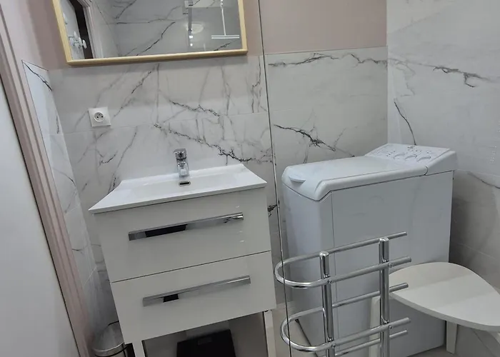 T1 Bis En Avec Parking A - Fr-1-555-76 * エクスレバン