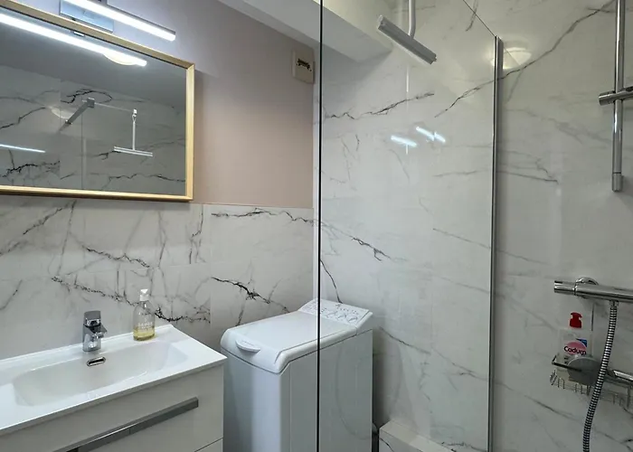 T1 Bis En Avec Parking A - Fr-1-555-76 Aix-les-Bains