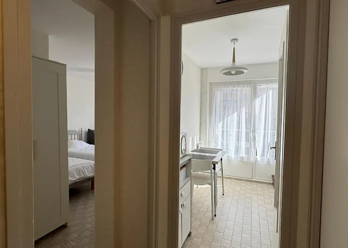 Apartment T1 Bis En Avec Parking A - Fr-1-555-76 Aix-les-Bains